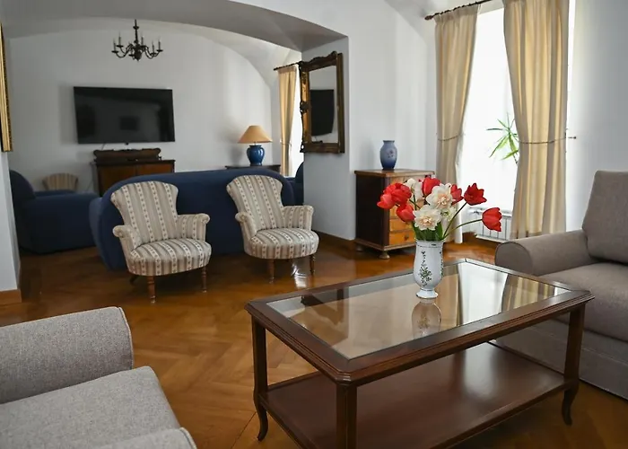 Villa Rákóczi-dessewffy Kastély *